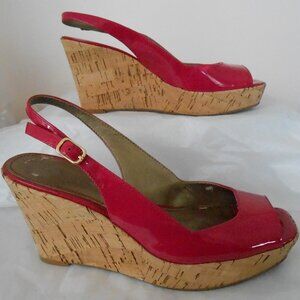 Marc Fisher Women's Fuchsia Pink Patent Leather Fostoria Wedge Heel Shoe-Size 6M